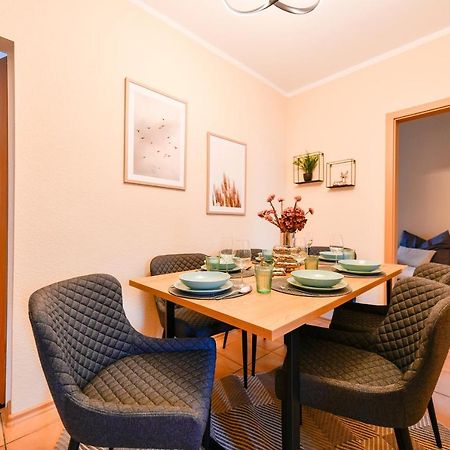 Fuerst-Pueckler-Apartment_Bis 6 Personen_Waschmaschine_Kueche_2X Parkplaetze_Terrasse_Netflix Котбус Экстерьер фото